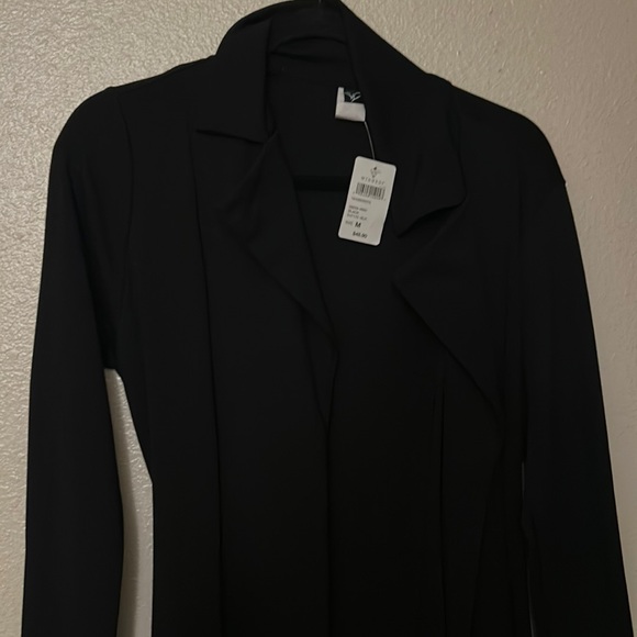 Black trench coat - Picture 1 of 3